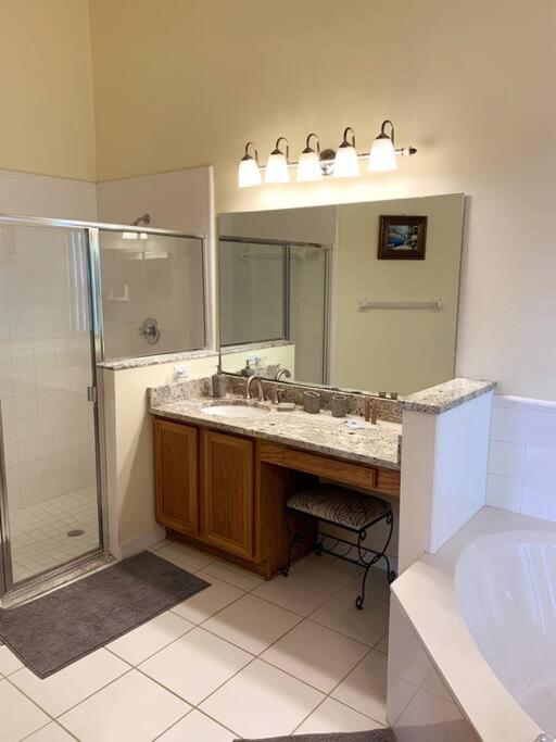 Minutes To Disney! Spacious Home W/ Private Pool, Themed Rooms! أورلاندو المظهر الخارجي الصورة