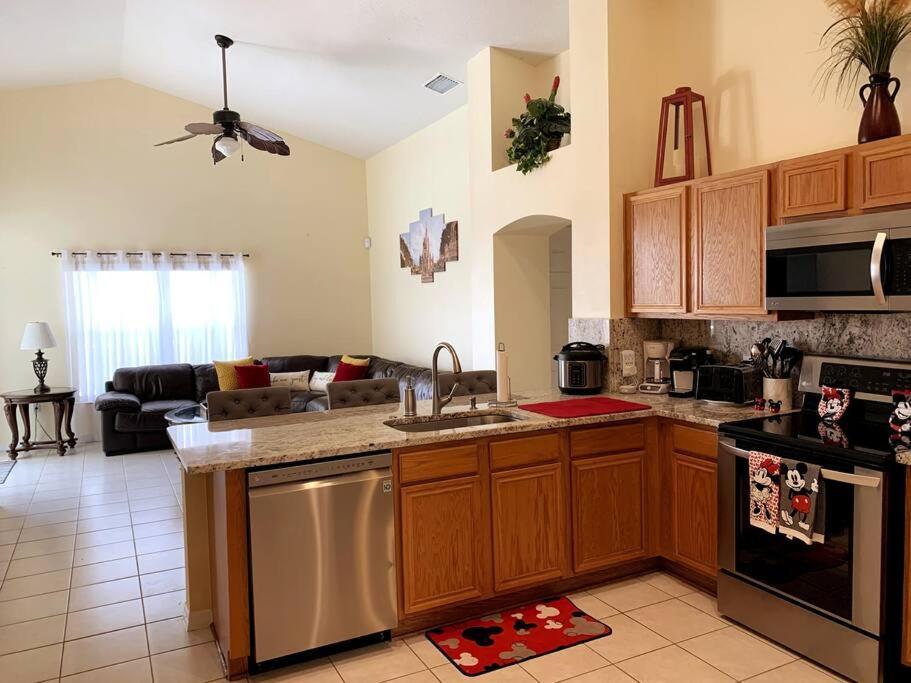 Minutes To Disney! Spacious Home W/ Private Pool, Themed Rooms! أورلاندو المظهر الخارجي الصورة