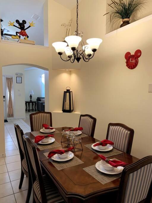Minutes To Disney! Spacious Home W/ Private Pool, Themed Rooms! أورلاندو المظهر الخارجي الصورة